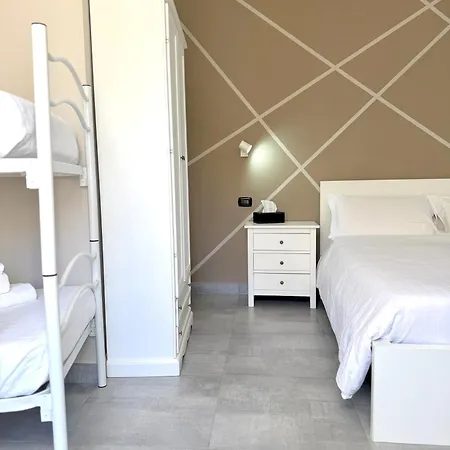 Aldiva Hotel 2*