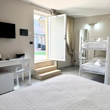 Aldiva Hotel 2*